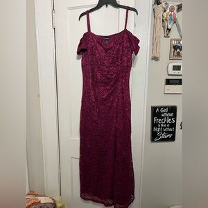 Elegant Lace Off-Shoulder Dress in Burgundy